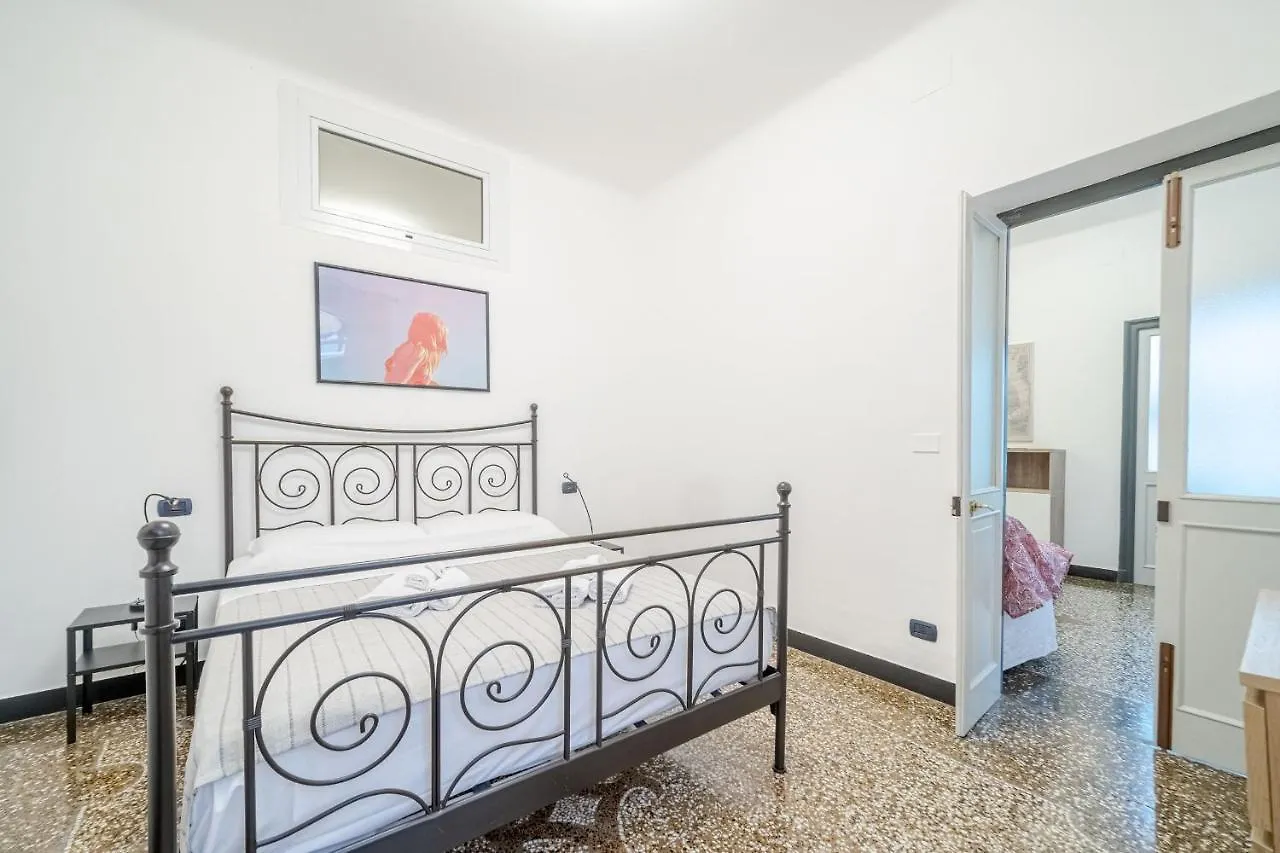 Genoa Porto Antico Central Comfy Apartment