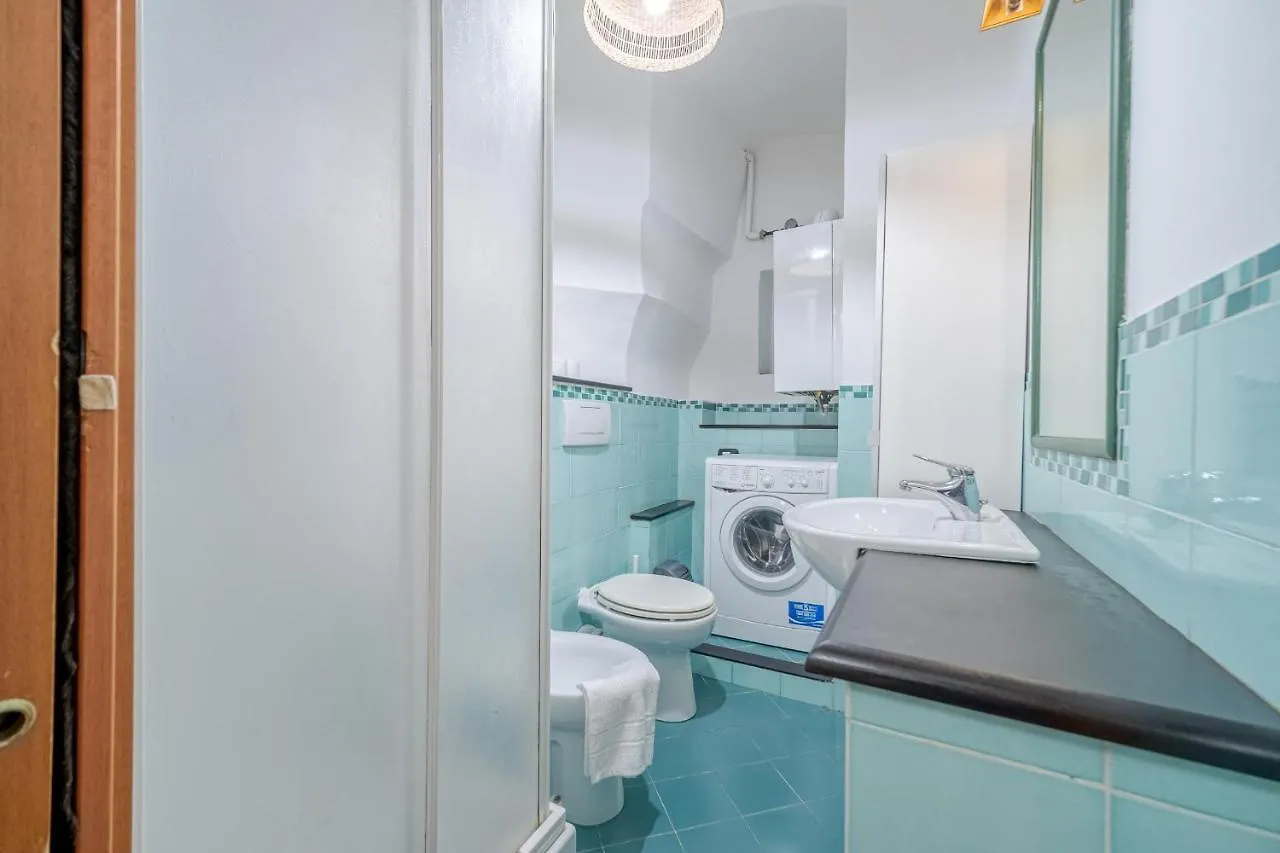 Genoa Porto Antico Central Comfy Apartment